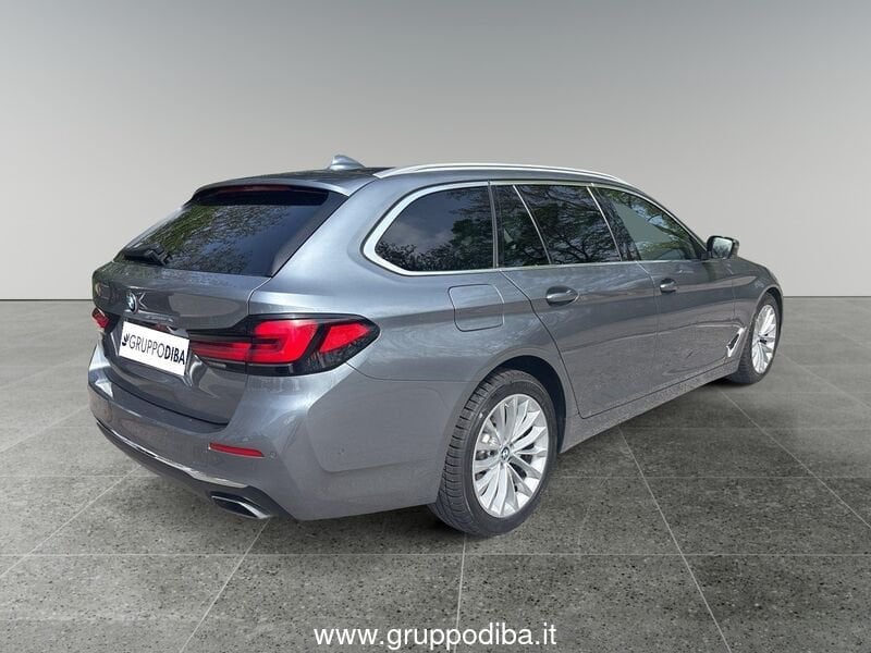 BMW Serie 5 Touring 530d Touring mhev 48V xdrive Luxury auto