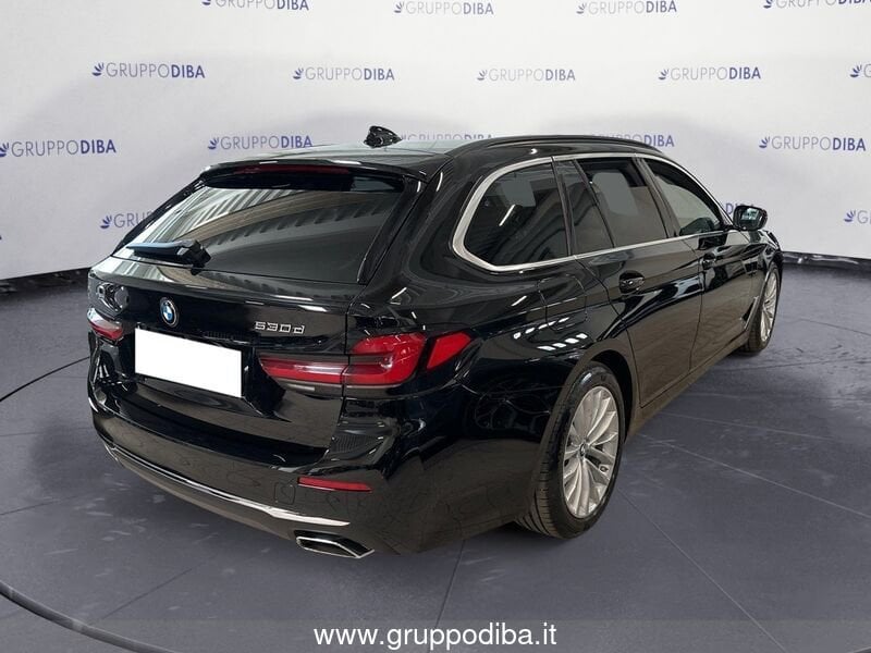 BMW Serie 5 Touring 530d Touring mhev 48V xdrive Luxury auto