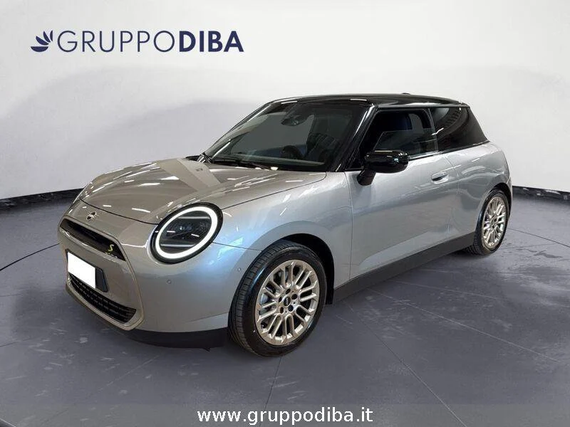 MINI Full Electric Mini Cooper SE Favoured